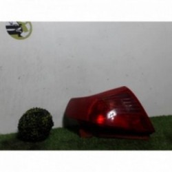 Feu arriere principal droit...