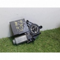 Moteur leve vitre avant...