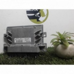 Calculateur DACIA SANDERO 1