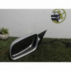 Retroviseur gauche...