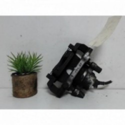 Etrier avant droit...