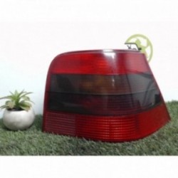 Feu arriere principal droit...