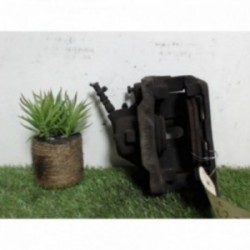 Etrier avant droit...