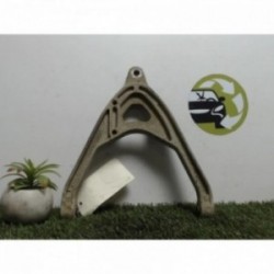 Triangle inferieur avant...
