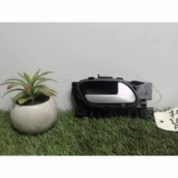 Poignee interieur arriere...