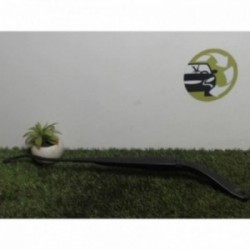 Bras essuie glace avant...