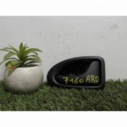 Poignee interieur arriere...