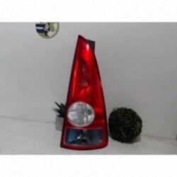 Feu arriere principal droit...