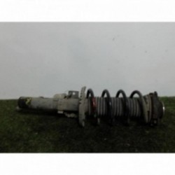 Amortisseur avant droit...