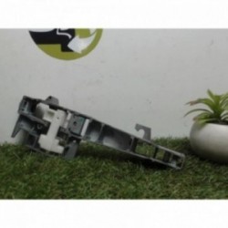 Support poignee porte avant...