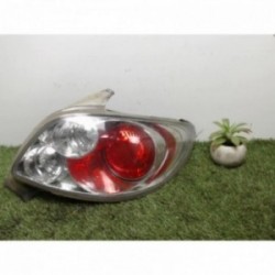 Feu arriere principal droit...