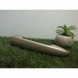 Poignee porte avant droit...