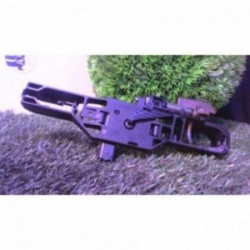 Support poignee porte avant...