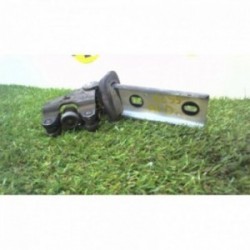 Charniere de porte avant...