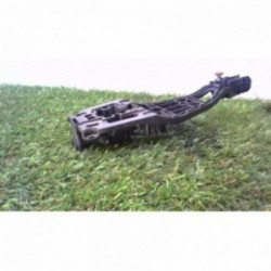 Support poignee porte avant...