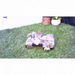 Serrure avant gauche...