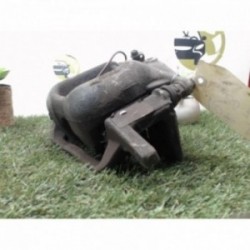 Etrier avant droit...