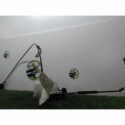 Serrure avant gauche...