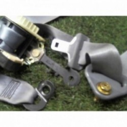 Ceinture avant droit...