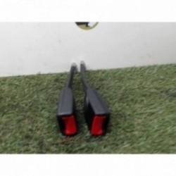 Attache ceinture arriere...