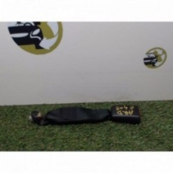 Attache ceinture arriere...