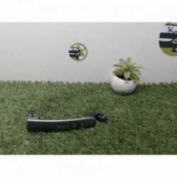 Poignee porte avant gauche...