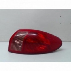 Feu arriere principal droit...