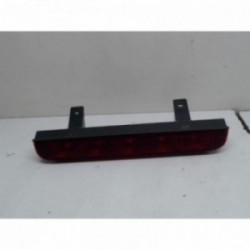 Feu arriere stop central...