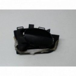 Poignee porte avant gauche...