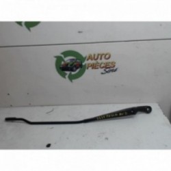 Bras essuie glace avant...