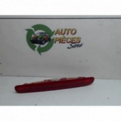 Feu arriere stop central...