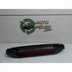 Feu arriere stop central...