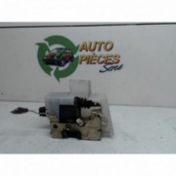 Serrure avant droit RENAULT...