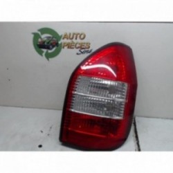 Feu arriere principal droit...