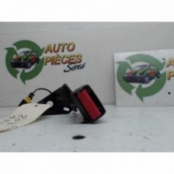 Attache ceinture arriere...