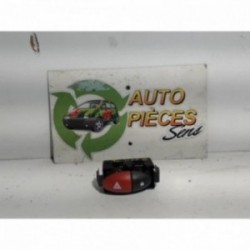 Bouton de warning RENAULT...