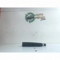 Poignee porte avant droit...