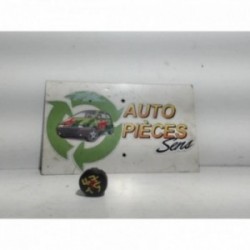 Bouton de warning NISSAN...