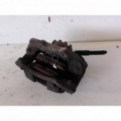 Etrier avant droit...