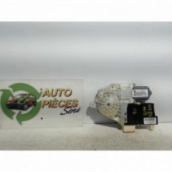 Moteur leve vitre avant...