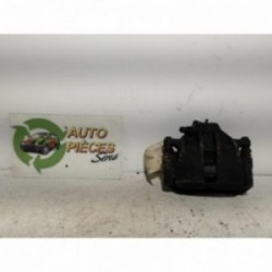 Etrier avant droit...