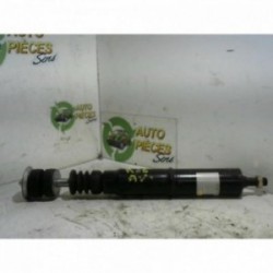 Amortisseur avant droit...