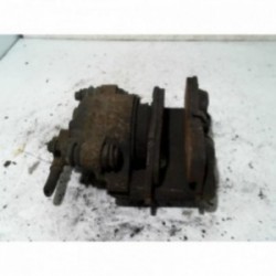 Etrier avant gauche...