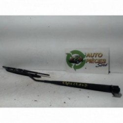 Bras essuie glace avant...