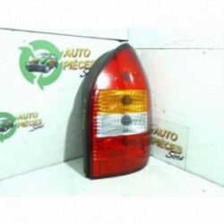 Feu arriere principal droit...