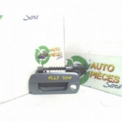 Poignee porte avant gauche...