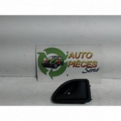 Poignee interieur arriere...