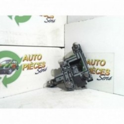 Platine feu arriere gauche...