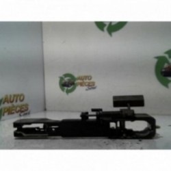 Support poignee porte avant...