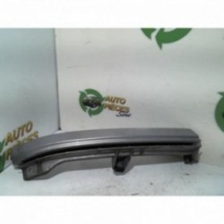 Enjoliveur moustache...